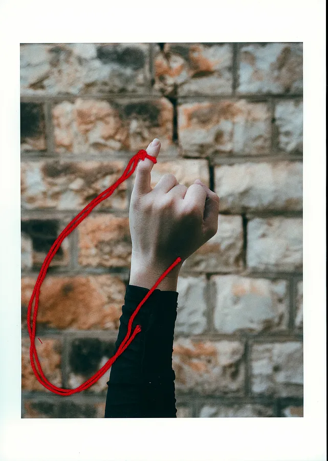 Зображення "THE SAME THREAD, 10" від Polina Rais, медіум: Mixed media, серія: THE SAME THREAD