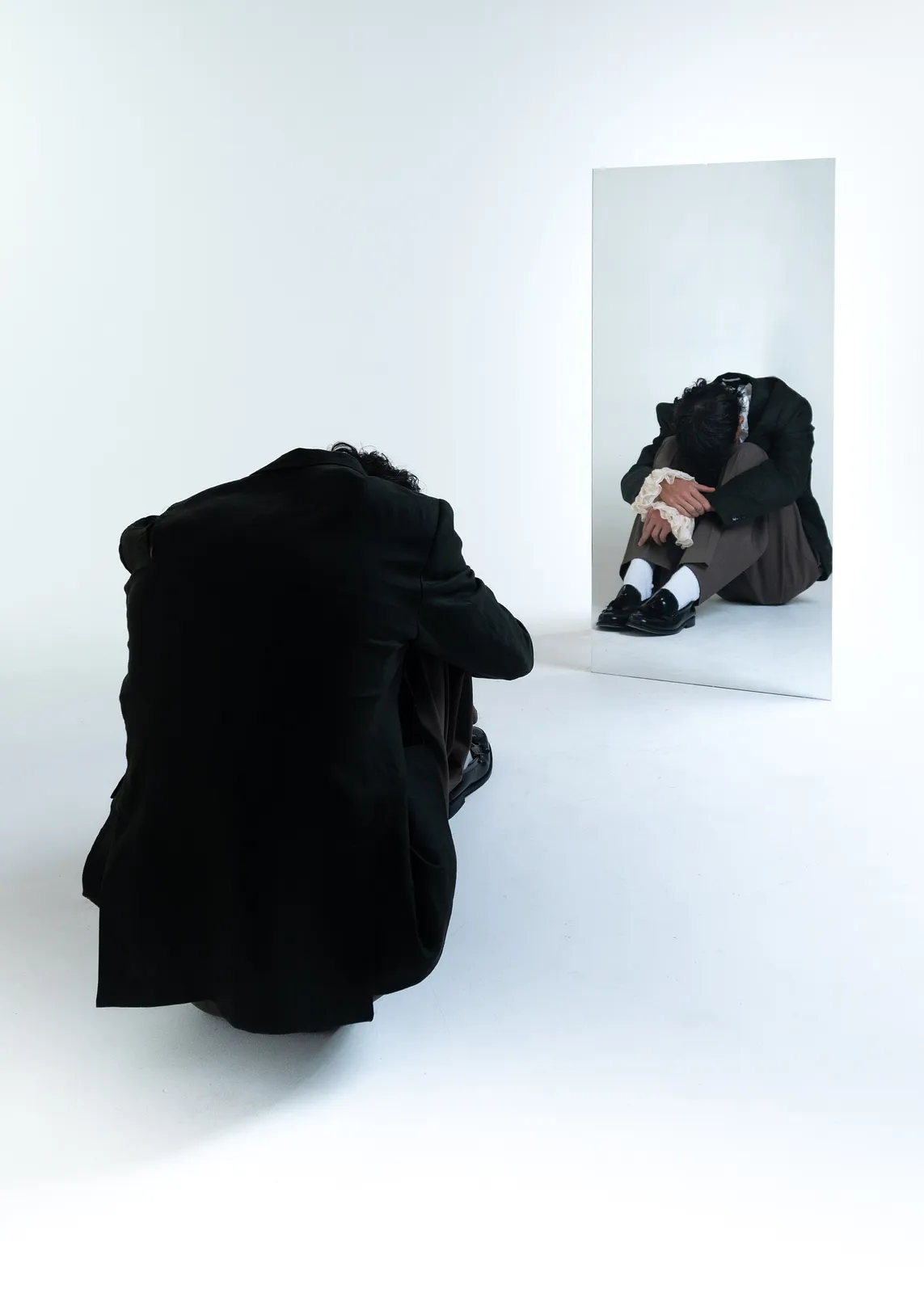THE SHAPE OF BECOMING, 4 (2025)